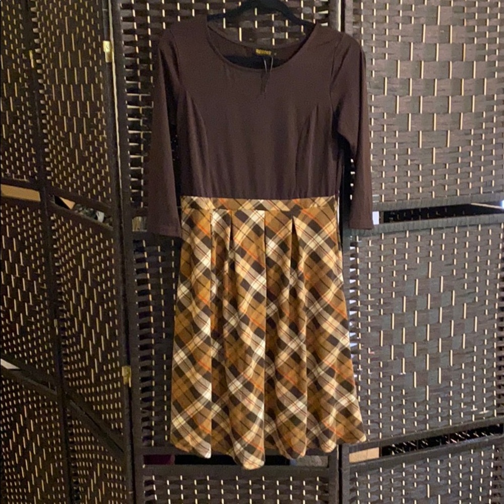 Brown Argyle dress XL
